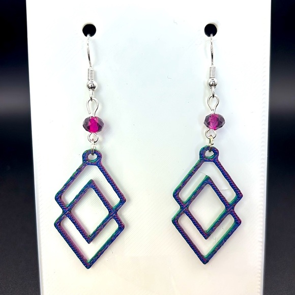 3-D printed geometric dangle earrings - Picture 3 of 4